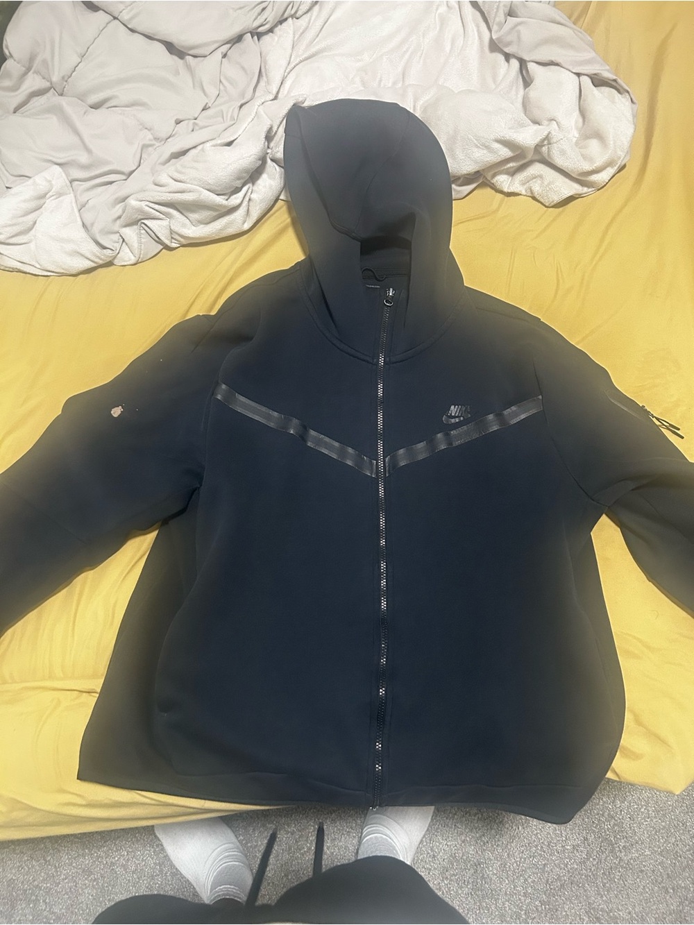 Nike Men’s Black Full-Zip Hooded Performance Jacket